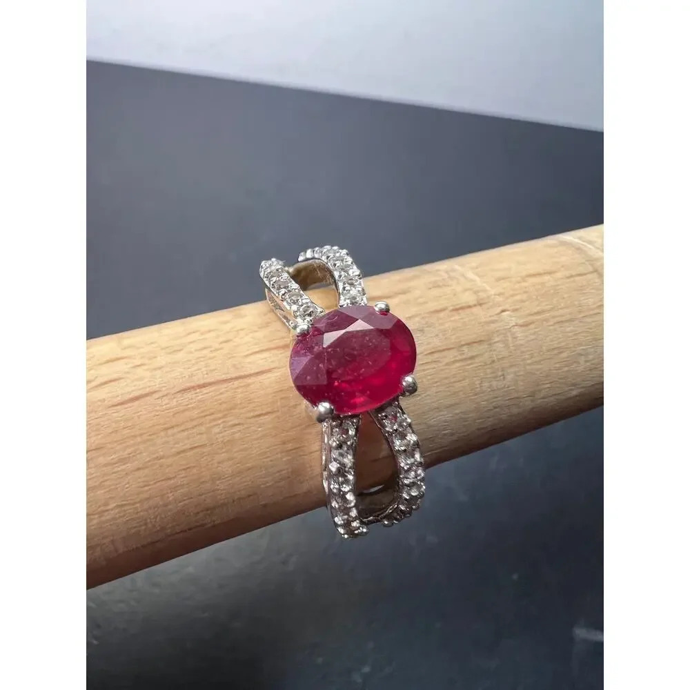 Ruby And Zircon Crisscross Sterling Silver Ring Size 9 95$